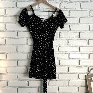 Speechless womens short dress w black n white polka dots